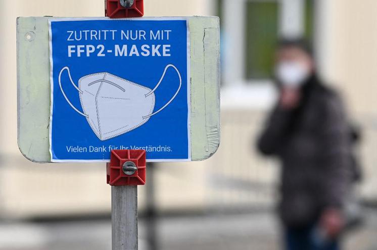 Covid Germania oggi, allarme ospedali e stop interventi programmati