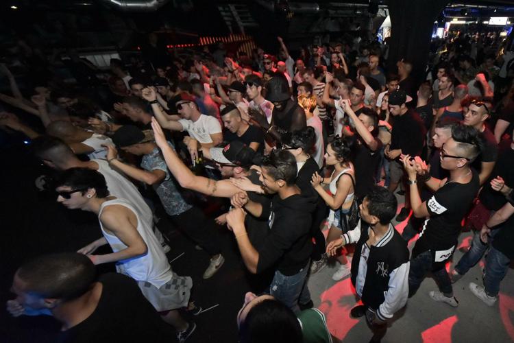 Covid, gestore 'Musica' Riccione: "Domani apro come bar, così faccio ballare senza regole"