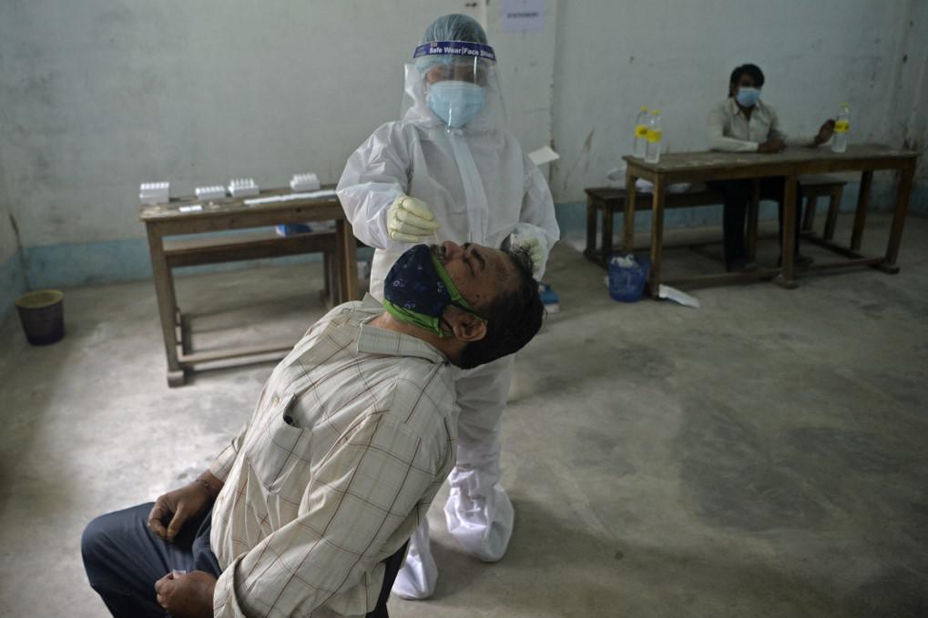 Covid India, record contagi: 400mila casi e 3