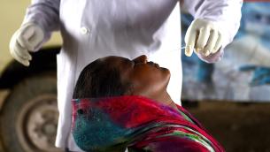 Covid India, record decessi da inizio pandemia: sono 250mila