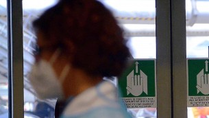 Covid, Iss: "Resta emergenza, non abbassare la guardia e vaccinarsi"