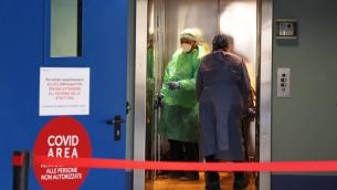 Covid Italia, Brusaferro: "Vicini a soglia d'allarme"