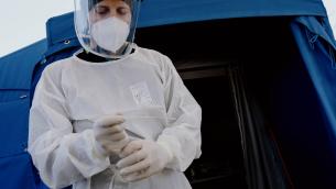Covid Italia, Gismondo: "Risalita contagi non allarmi"