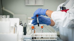 Covid Italia, giù Rt e incidenza stabile: i dati del bollettino