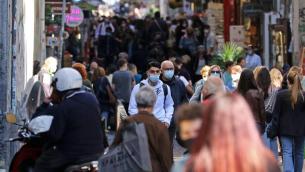 Covid Italia oggi, indice Rt scende a 1,1