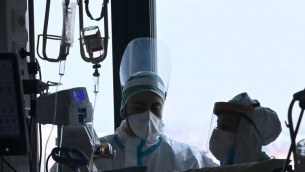 Covid Italia, oltre 300 morti in 7 giorni