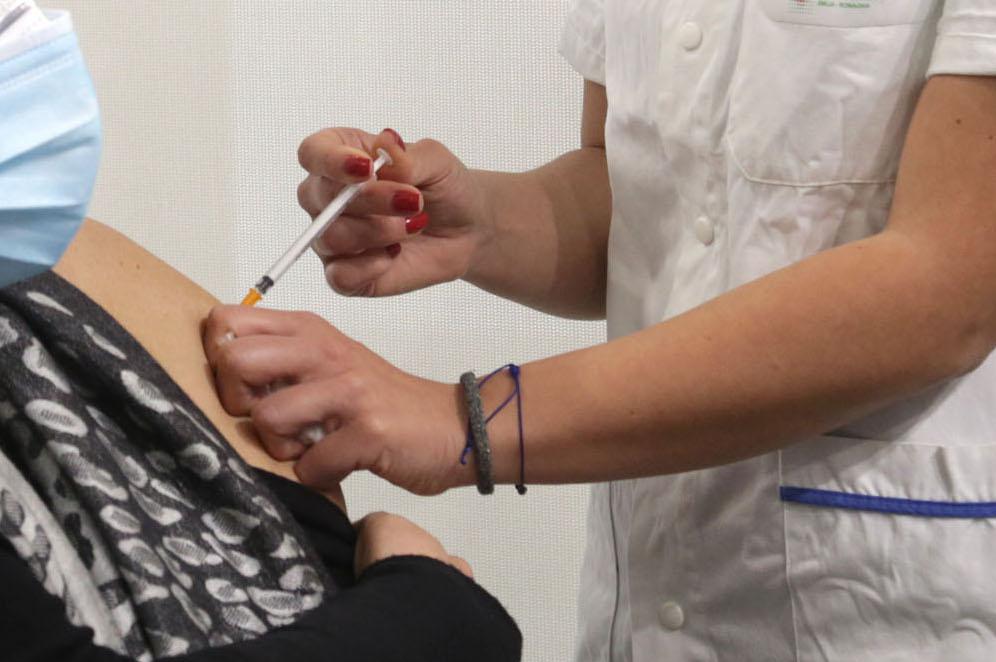 Covid Italia, raggiunti i 5 milioni di vaccinati