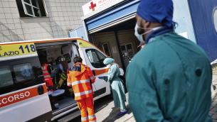 Covid Italia, Rezza: "Situazione migliorata ma incidenza casi ancora alta"