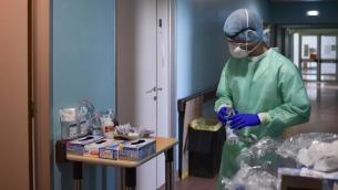Covid Italia, Sestili: "A Natale 30mila casi al giorno e morti raddoppiati"