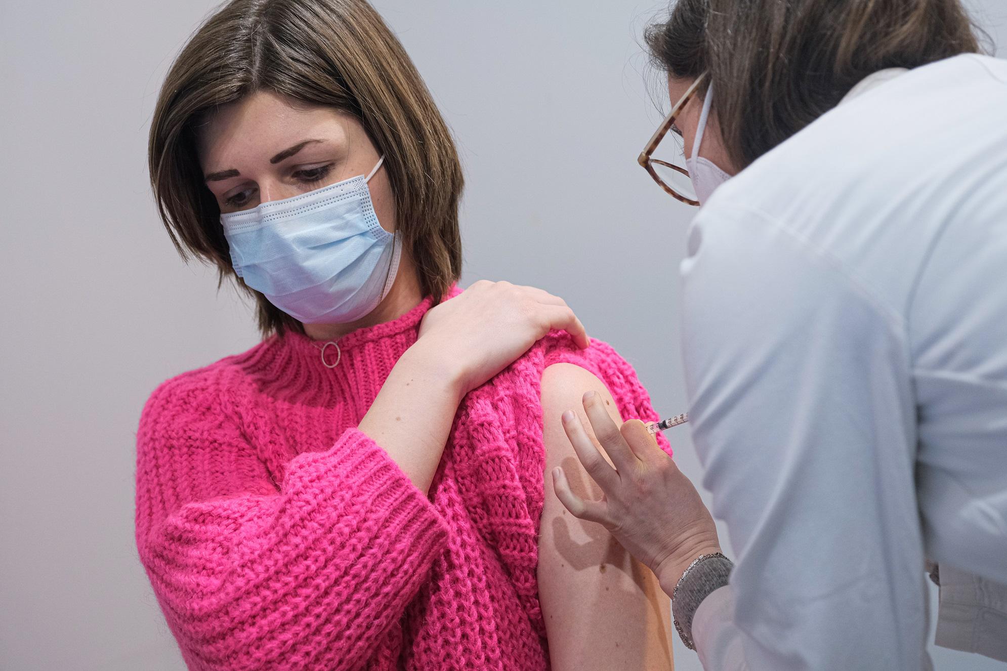 Covid, Magrini: "Vaccineremo 10 milioni di italiani al mese"