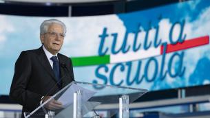 Covid, Mattarella: "Scuola è il più potente anti-virus"