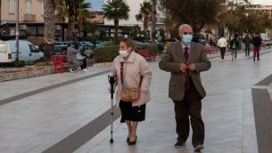 Covid oggi Calabria, mascherina obbligatoria anche all'aperto