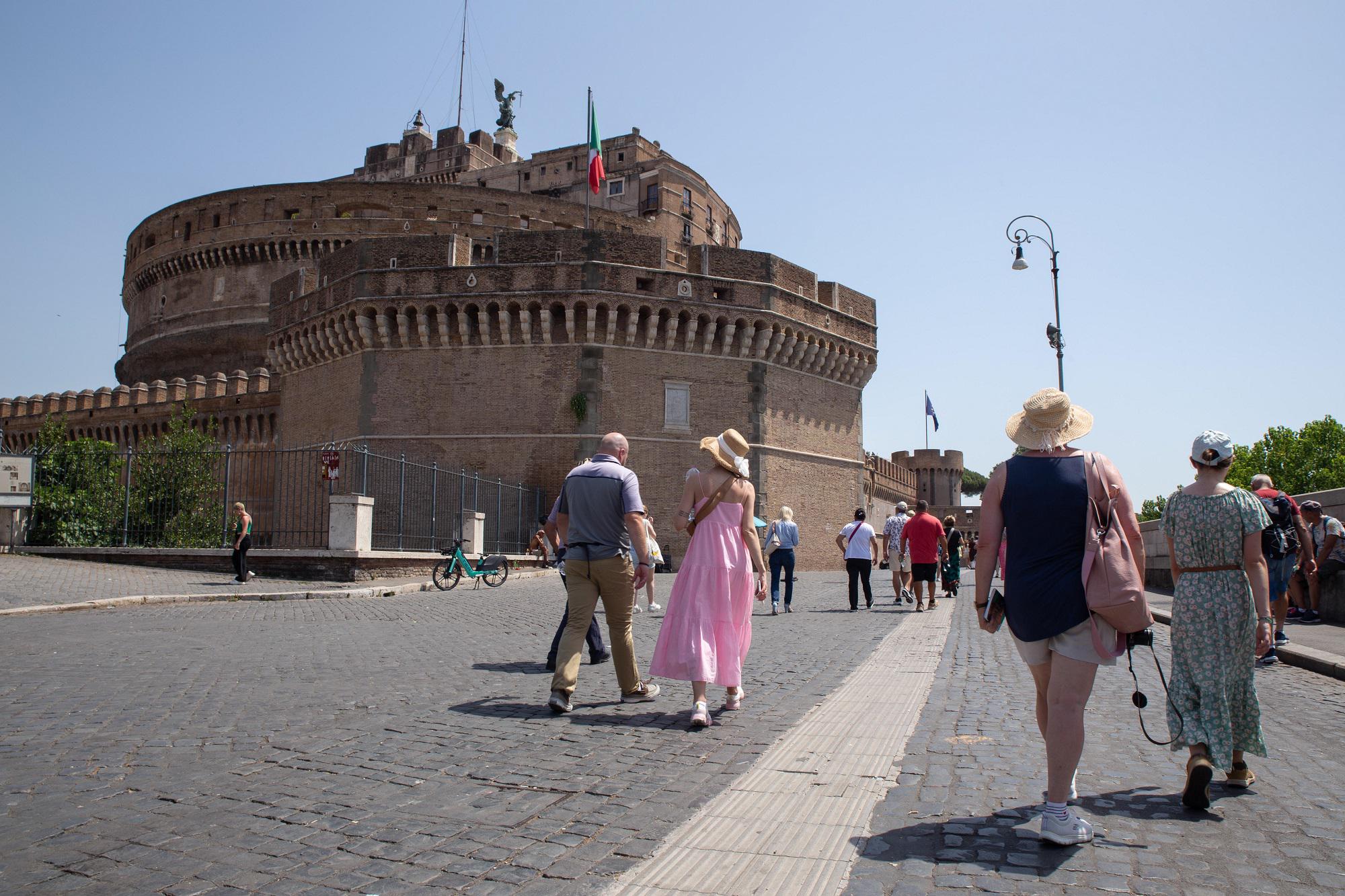 Covid oggi Italia, 36