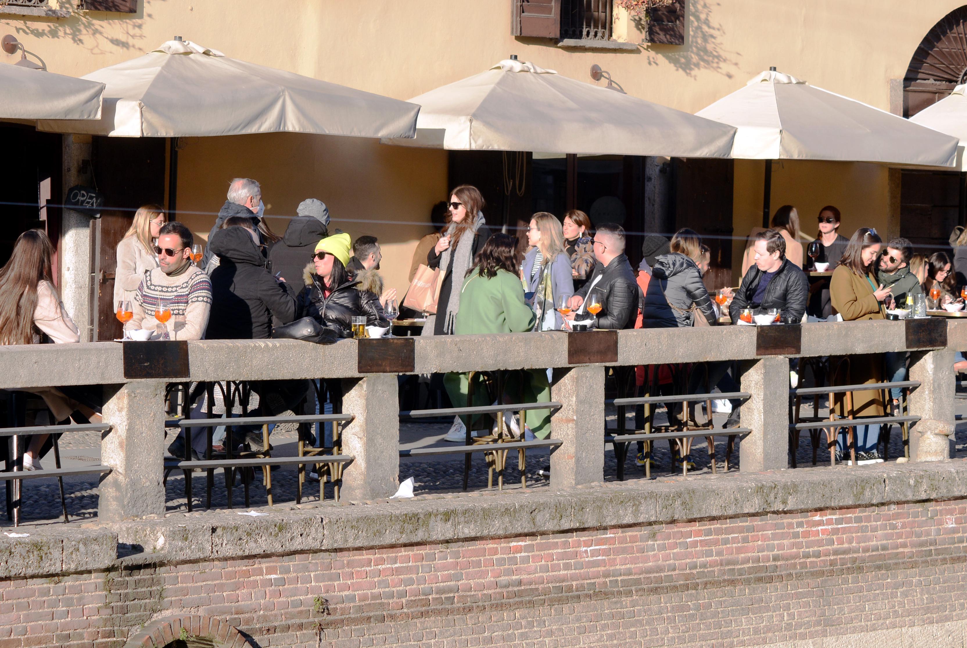 Covid oggi Italia, 49
