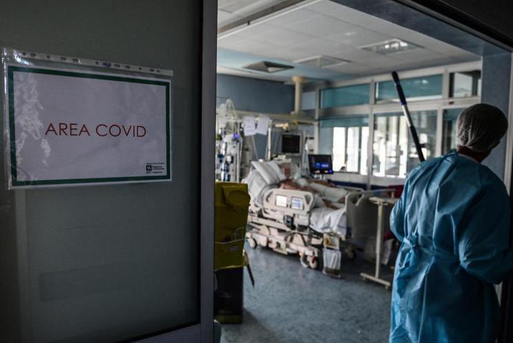 Covid oggi Italia, bollettino Protezione Civile e contagi regioni 12 febbraio