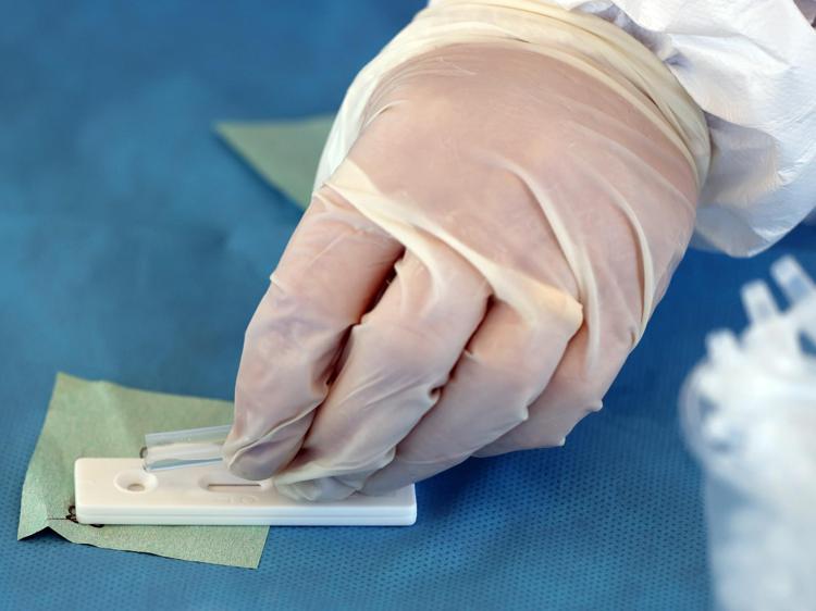 Covid oggi Italia, in aumento nuovi casi e incidenza nell'ultima settimana