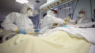 Covid oggi Italia, in terapia intensiva 74% no vax