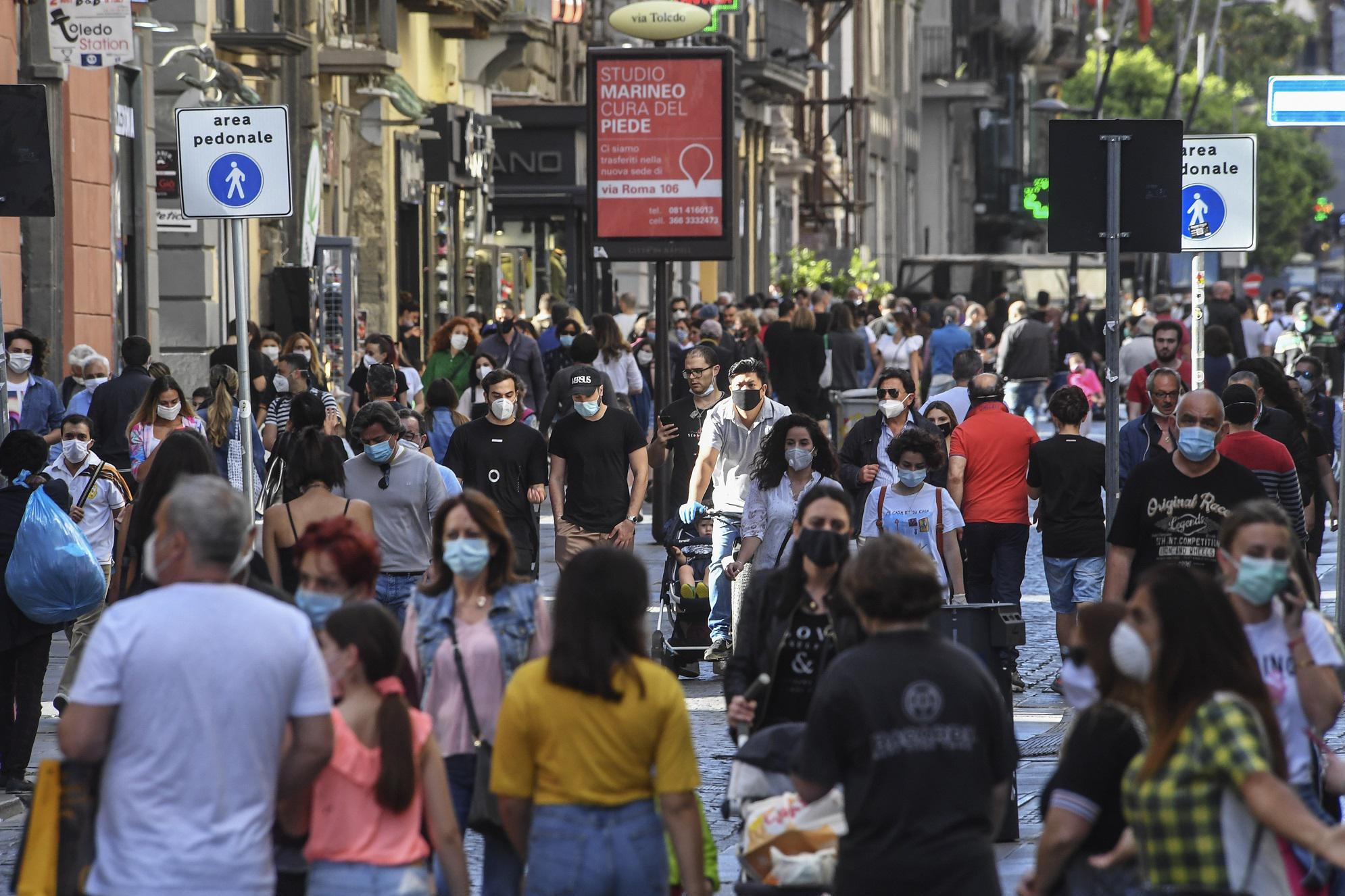 Covid oggi Italia, indice Rt sale a 0