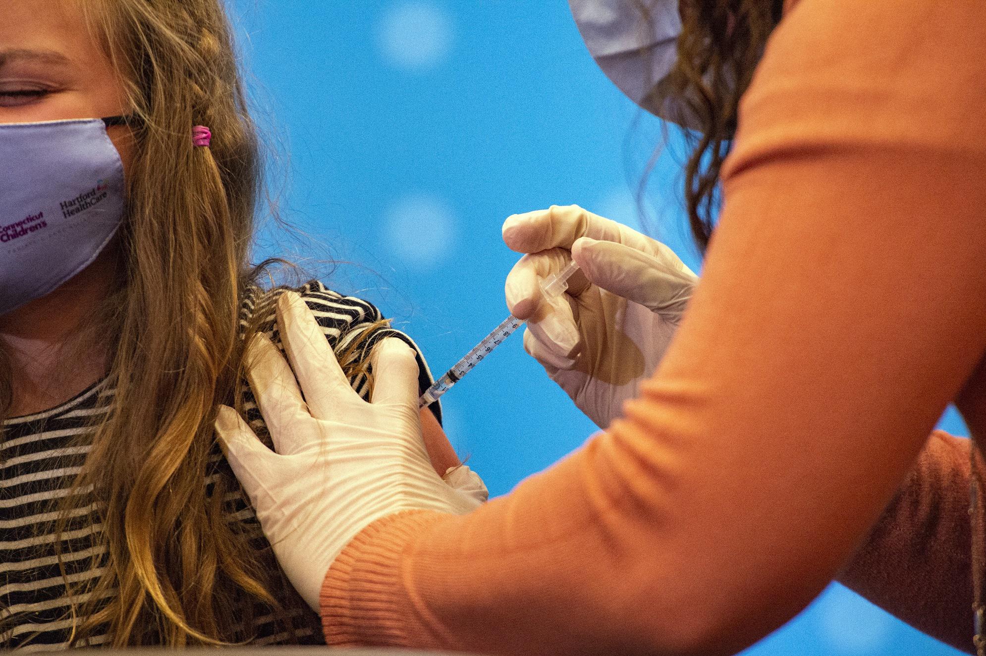 Covid oggi Italia, quasi 2/3 dei 5-11enni non vaccinati: ecco perché