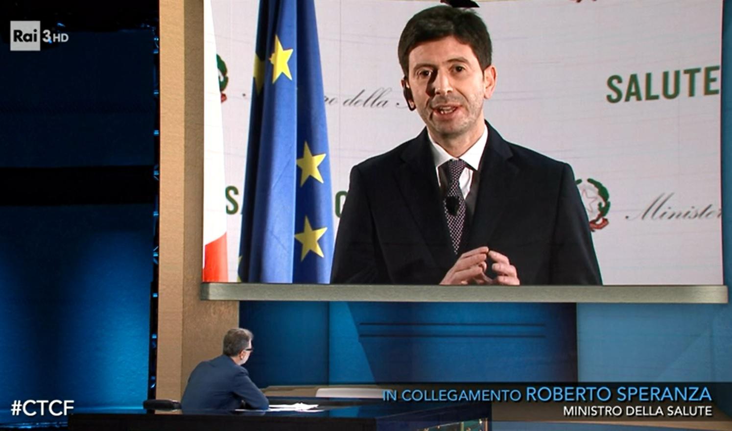 Covid oggi Italia, Speranza: "Contagio cresce, regole non cambiano"