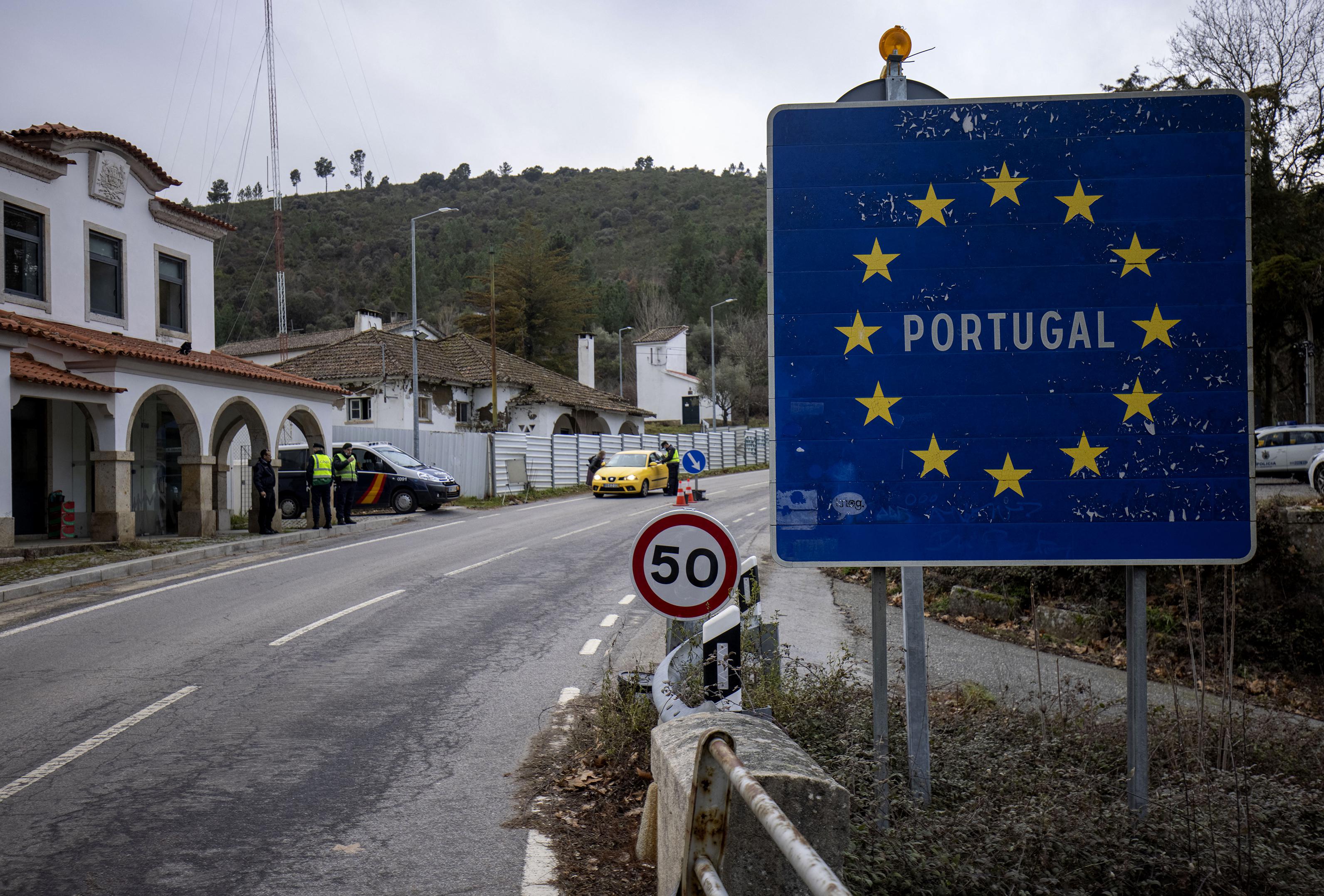 Covid Portogallo, via altre restrizioni