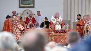 Covid, positivo arcivescovo Babjak: ha concelebrato col Papa