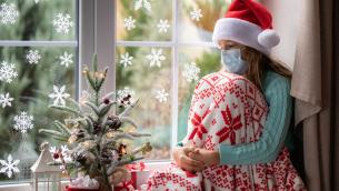 Covid, psicologi: "Per italiani feste in isolamento colpo finale"