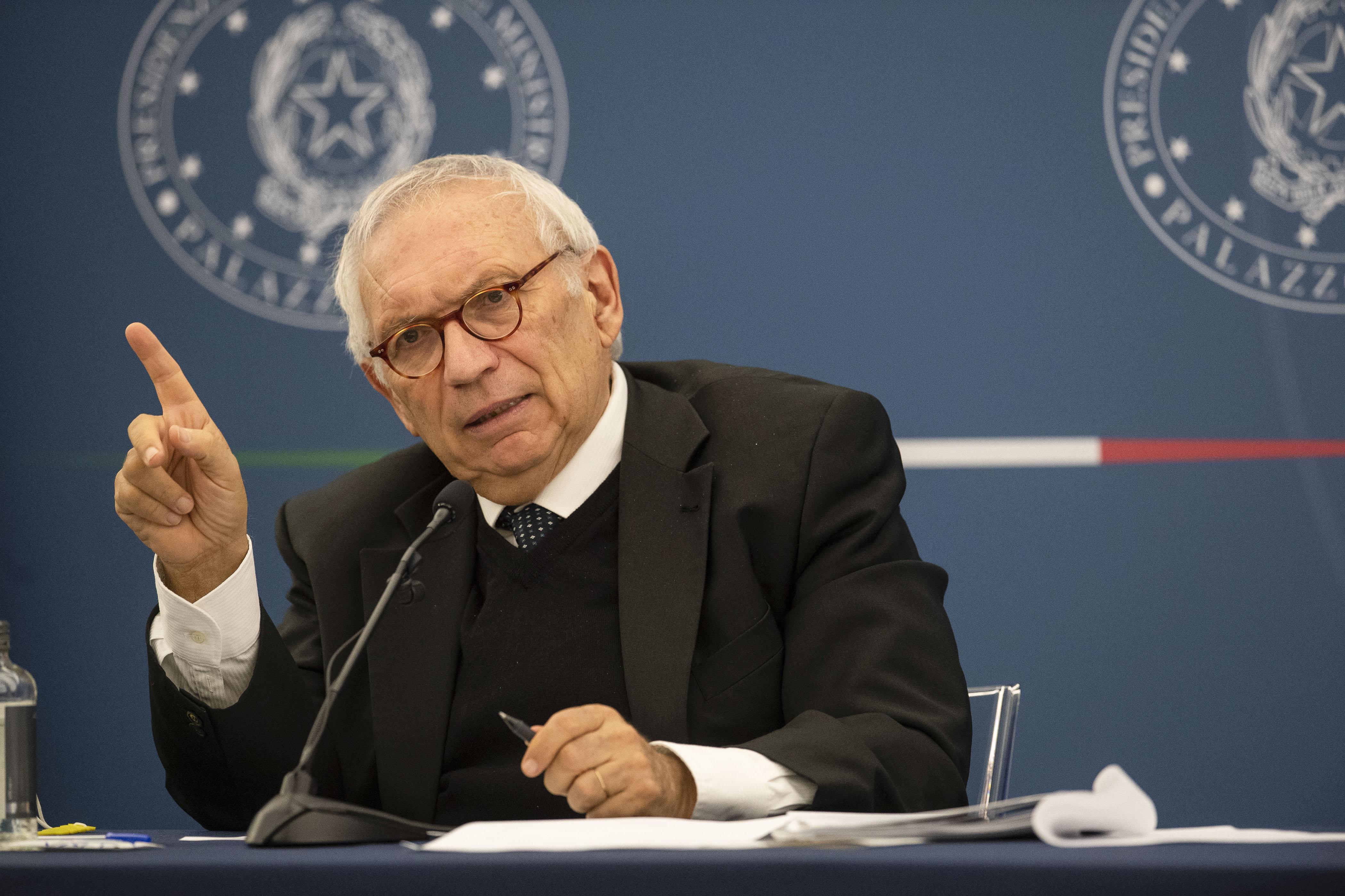 Covid scuola, Bianchi assicura: "Studenti torneranno in classe"