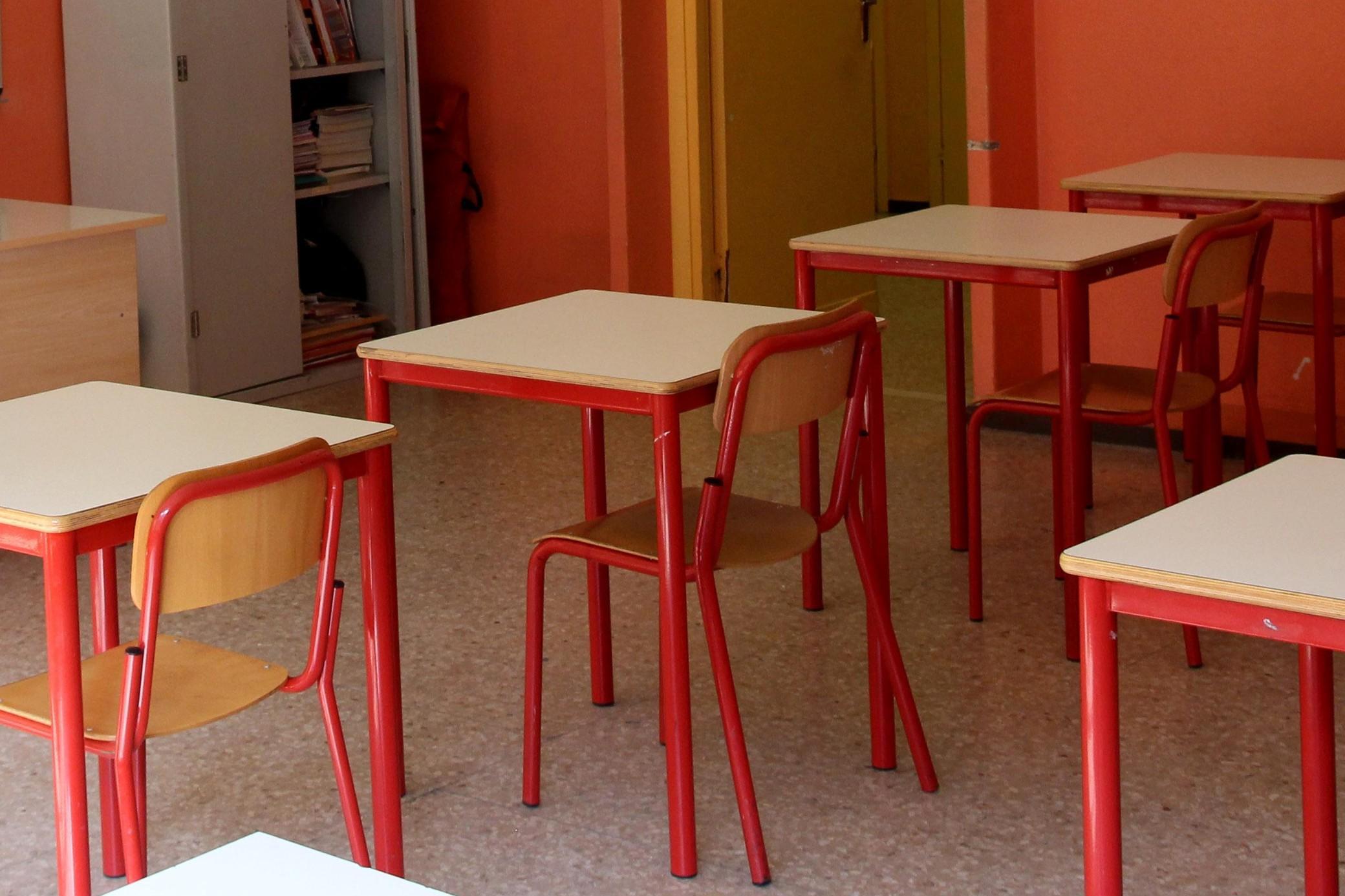 Covid scuola Piemonte, da lunedì 8 marzo 100% dad da seconda media a superiori