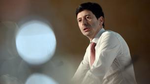 Covid, Speranza: "No a nuove regole, ma cautela"