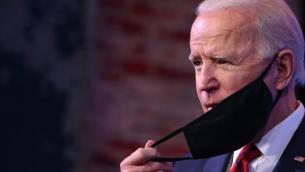 Covid Usa, Biden: "Sfioriamo i 700mila morti, vaccino è importante"