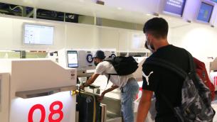 Covid Usa, stop a mascherine a bordo degli aerei