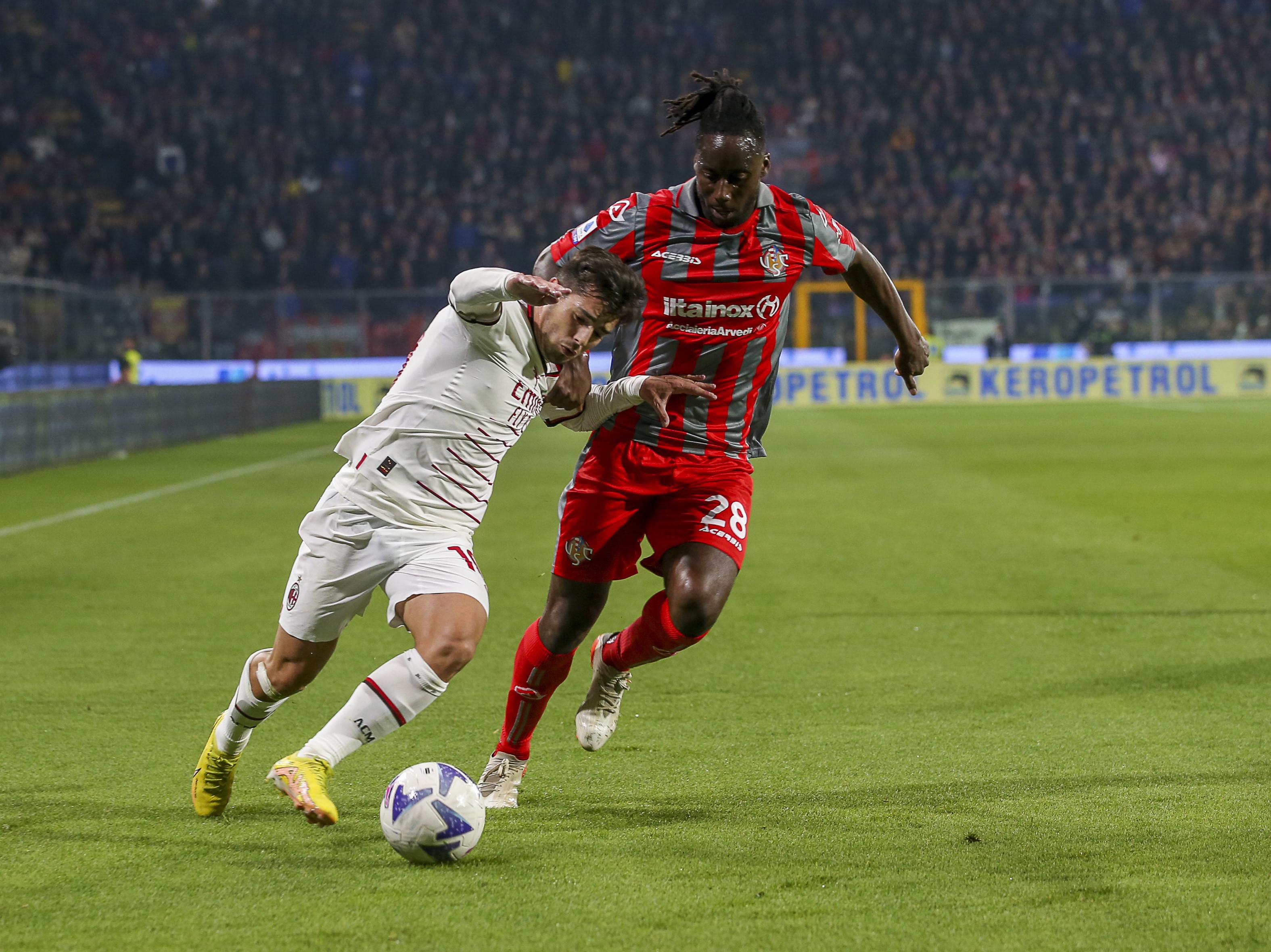 Cremonese-Milan 0-0, rossoneri a -8 dal Napoli