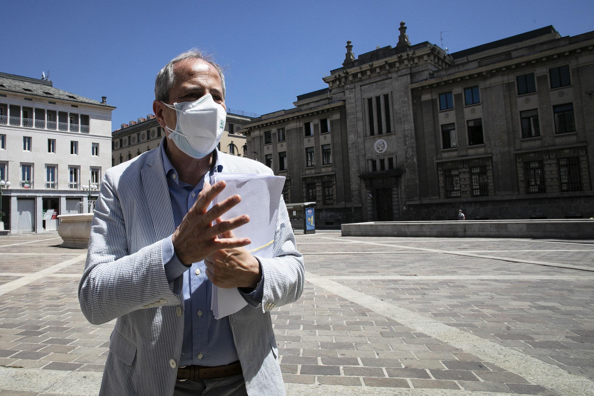 Crisanti: "Un anno da Codogno, così si è perso treno per fermare virus"