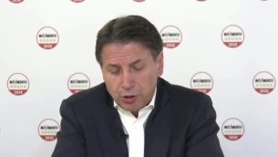 Crisi governo, Conte: "Rispetto per principi M5S o fuori da esecutivo" - Video