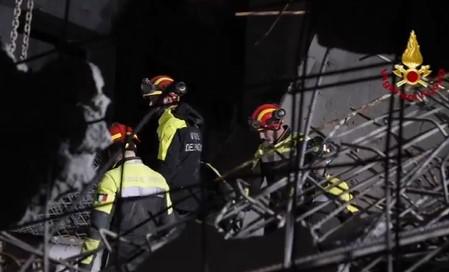 Crollo in cantiere a Firenze, recuperato nella notte corpo quarta vittima