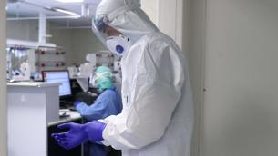 Cts Aifa: "Via libera a monoclonali per pazienti ad alto rischio"