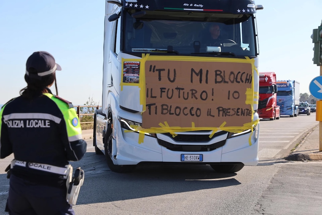 d1a699e8-9c22-bc84-781d-2295e99a2077-copia