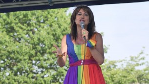 Da Miss Italia no a transgender, Luxuria: "Assurdo, dopo transizione si è donne a tutti gli effetti"