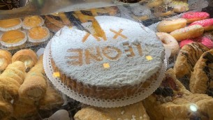Dalla cheesecake alla torta vegana, i dolci omaggi a Papa Leone XIV