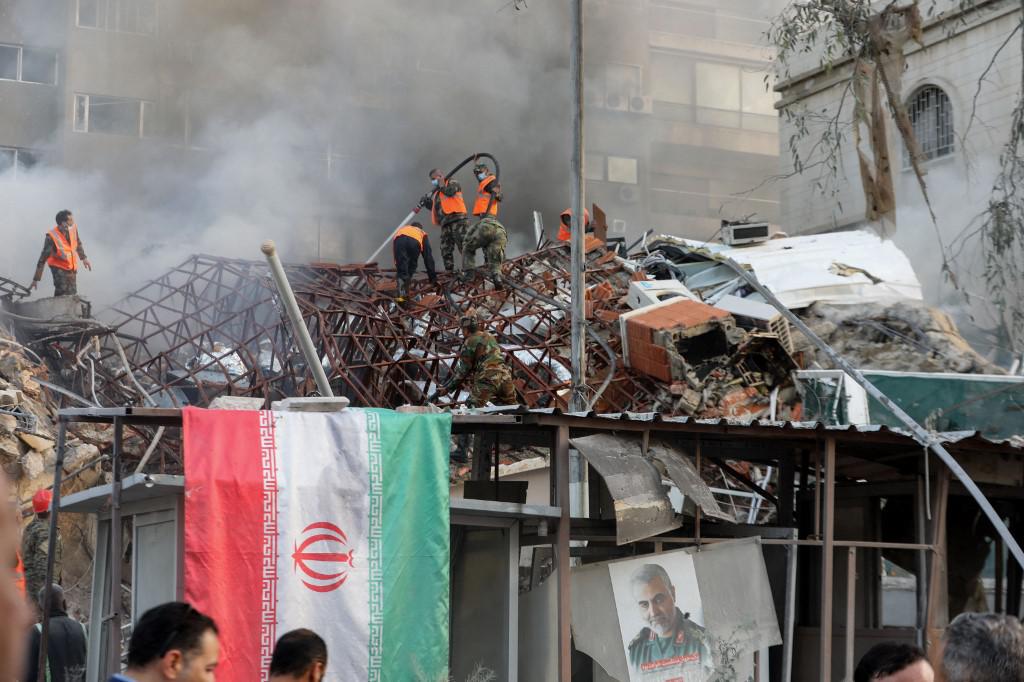 Damasco, bombe Israele vicino ambasciata Iran