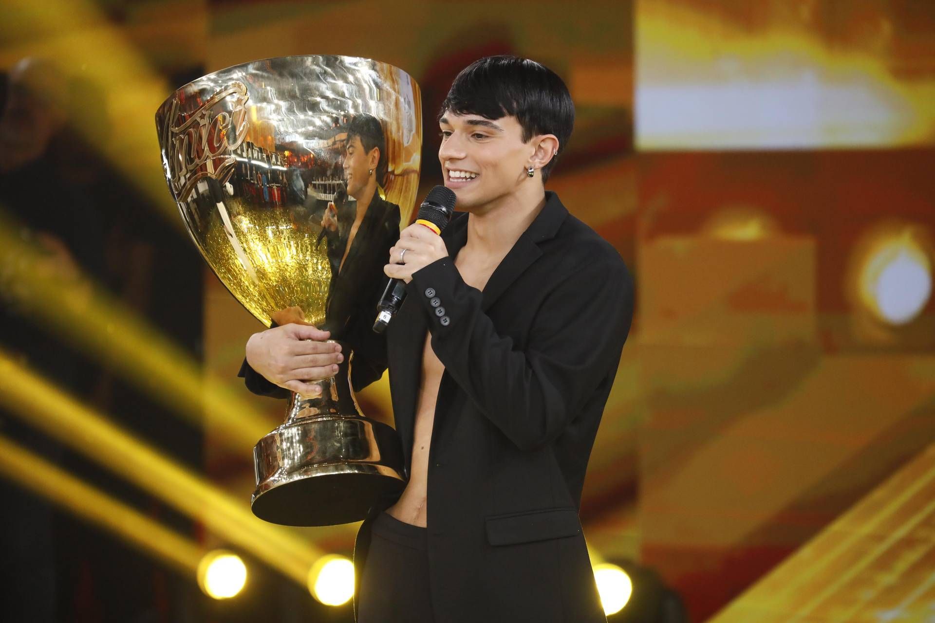 Daniele Doria vince Amici: "Ho coronato anche il sogno di mio fratello"