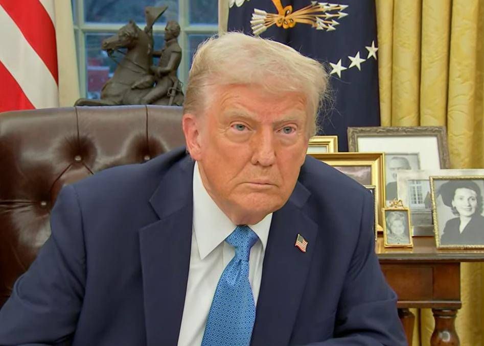 Dazi a Canada, Messico e Cina: Trump firma l'ordine