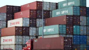 Dazi, Cina: "Valutiamo possibili negoziati con gli Usa"
