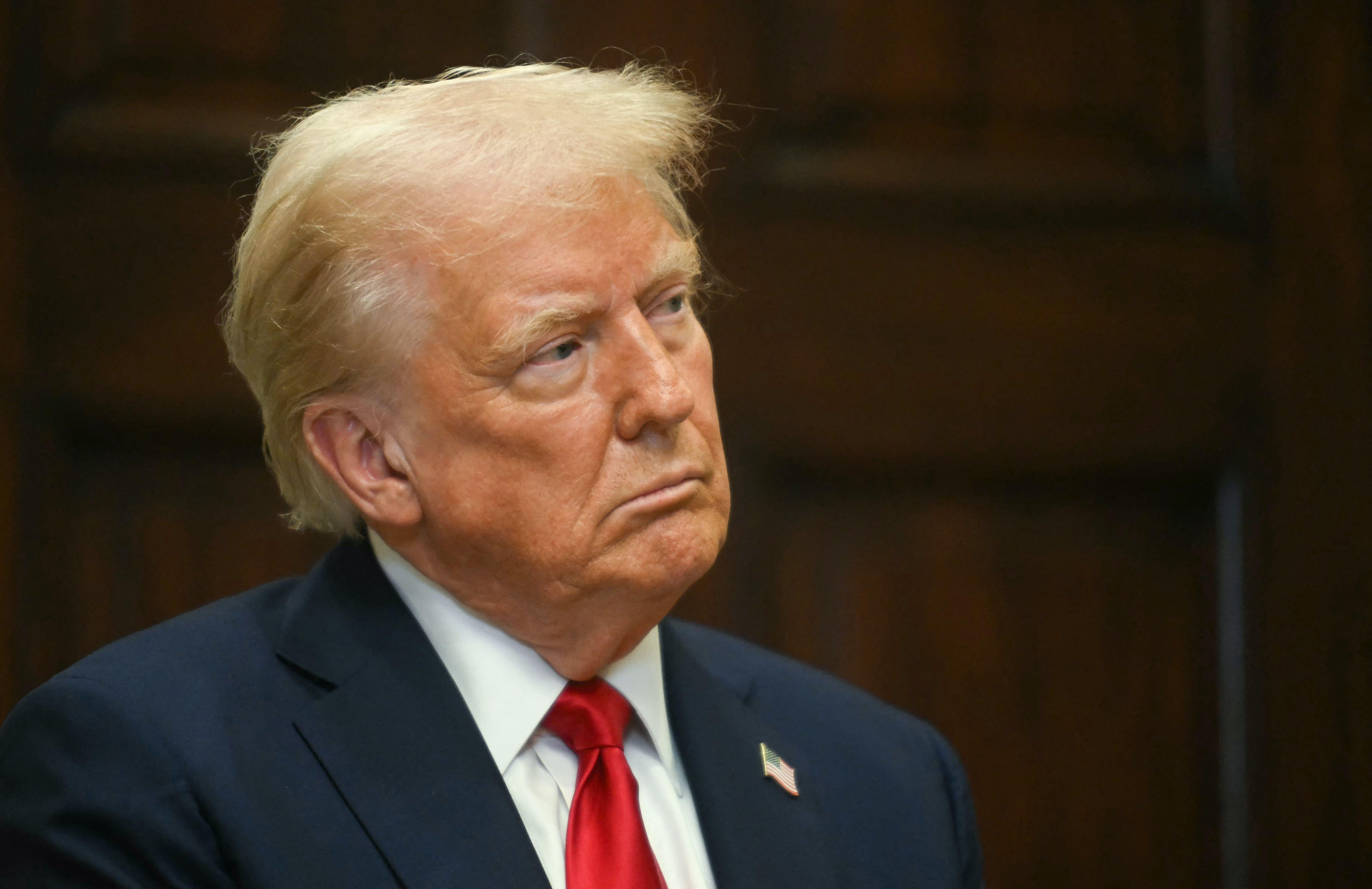 Dazi Usa a Colombia, Bogotà accetta voli con migranti: Trump li sospende