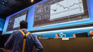 Dazi Usa sulle auto, tonfo in Borsa in Europa: giù Stellantis, Bmw e Mercedes