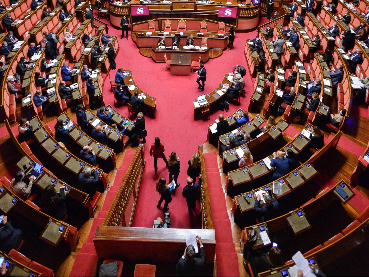 Decreto bollette, via libera definitivo del Senato: