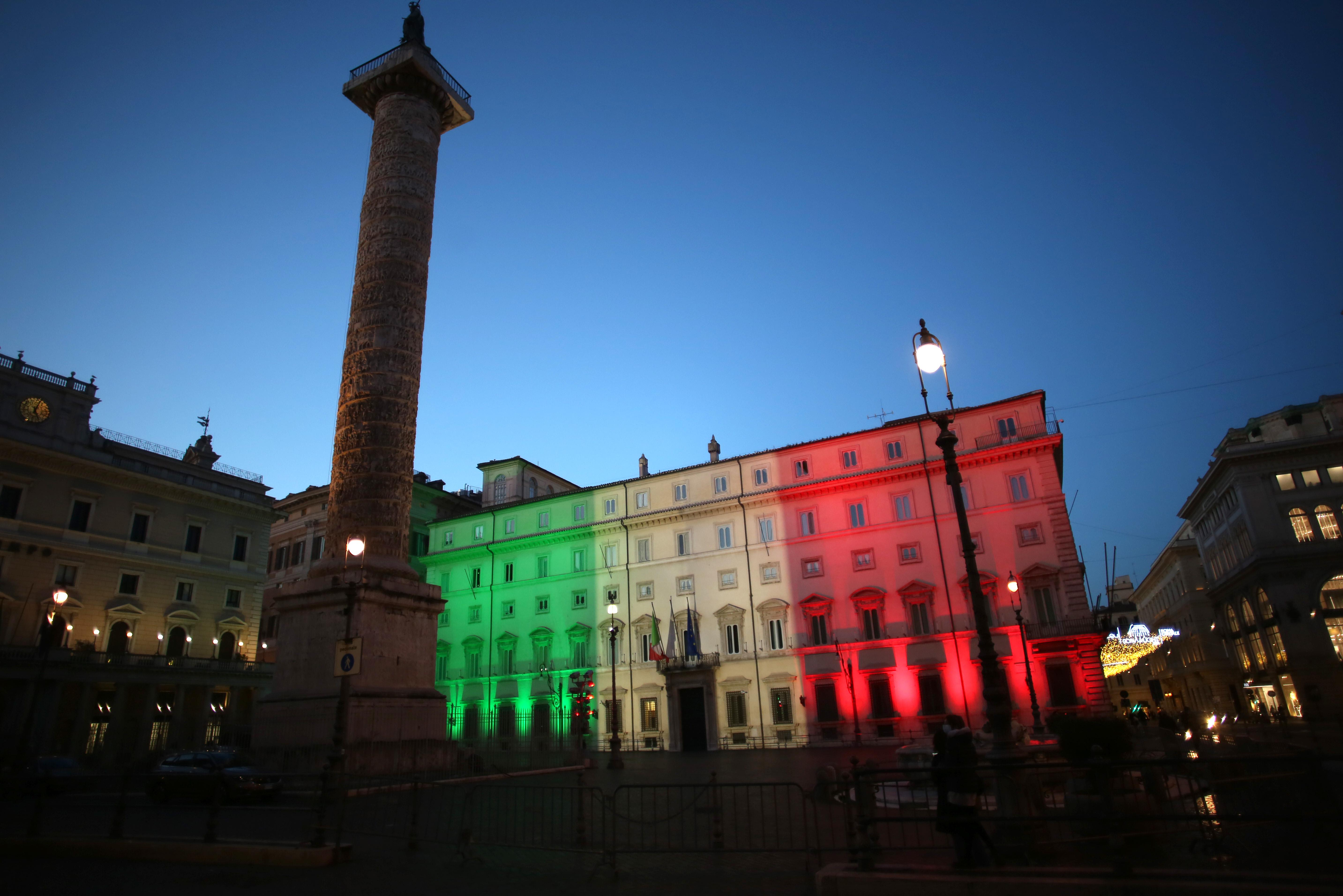 Decreto Covid, ipotesi allentamento misure in base a dati