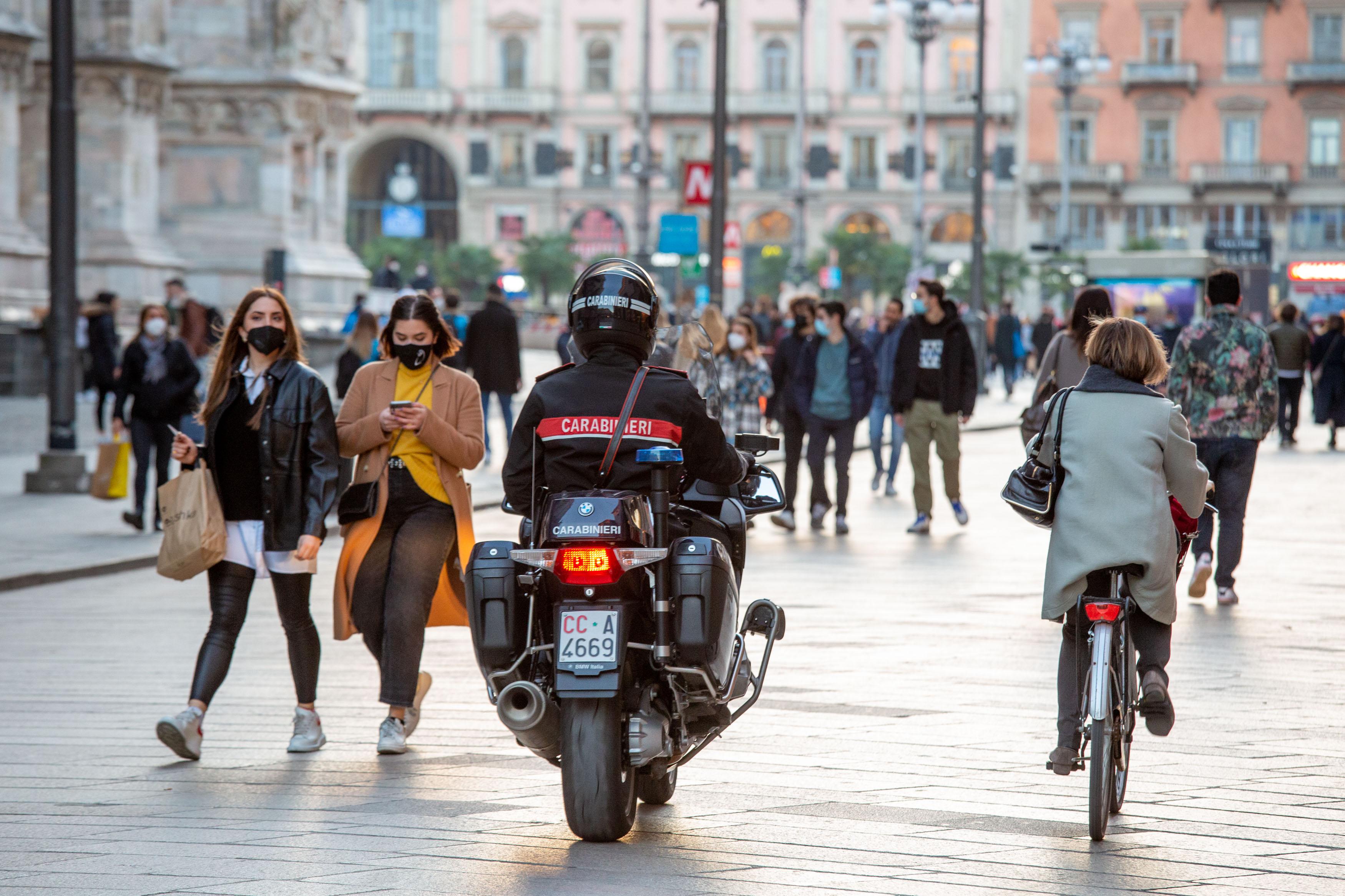 Decreto Covid, misure fino al 30 aprile: regole per ristoranti, scuola e spostamenti