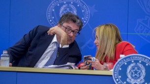 Def, i tre obiettivi del governo: cosa c'è nel documento
